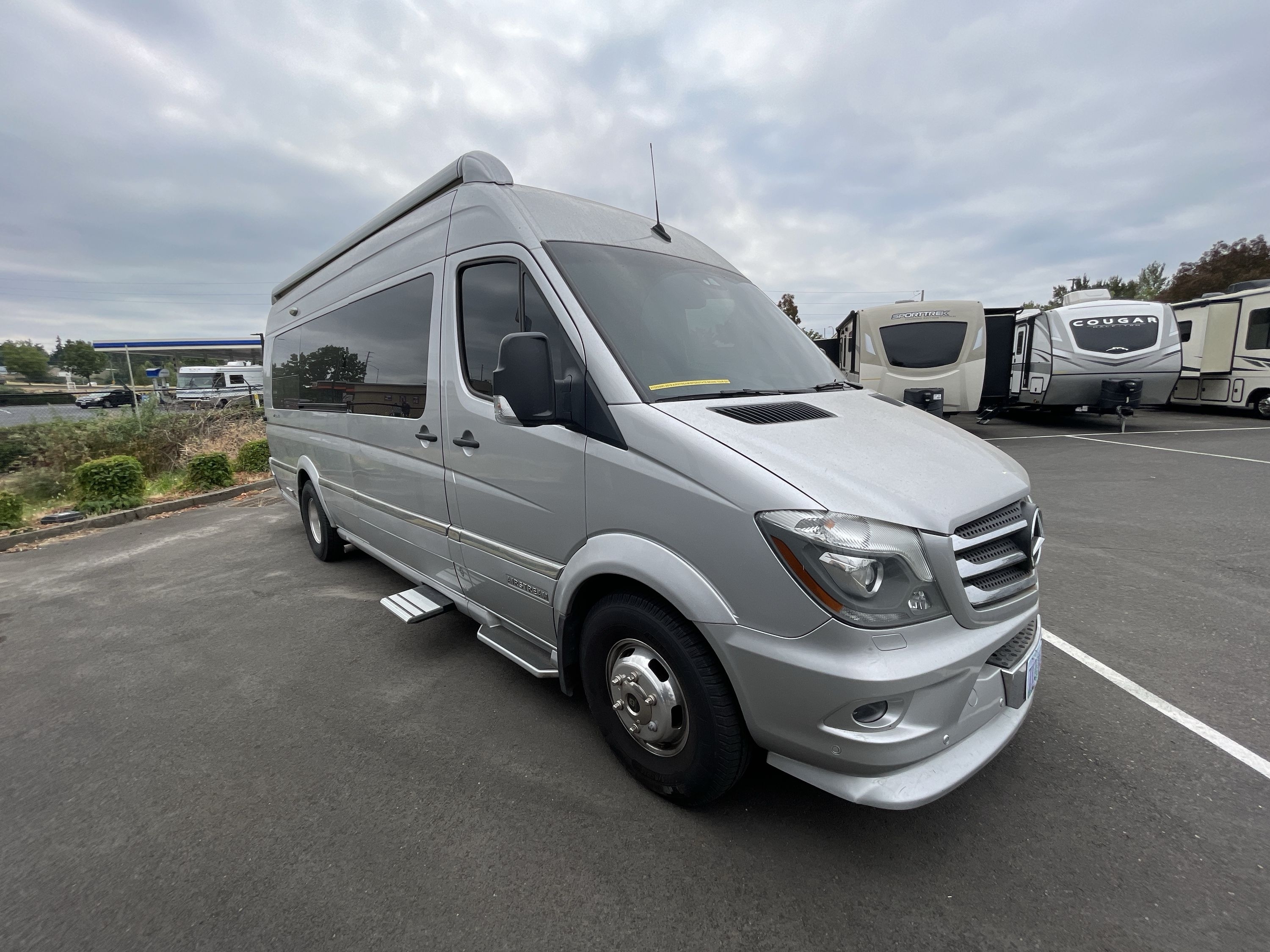 2019 Airstream INTERSTATE GRAND TOUR EXT in wood village OR