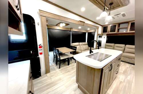 2024 Alliance PARADIGM 310RL in harrisburg PA