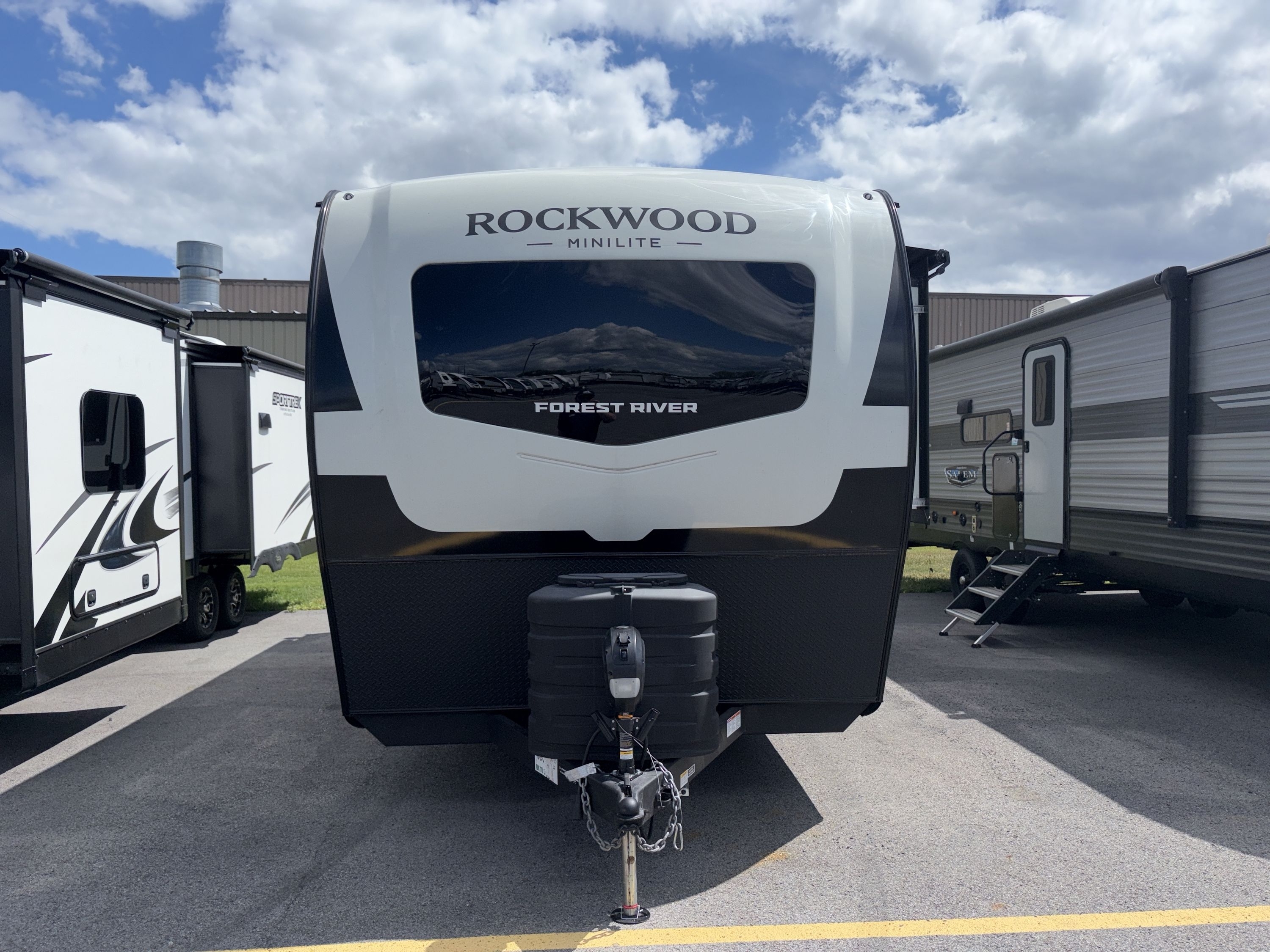 2026 Forest River ROCKWOOD MINI LITE 2515S in syracuse NY