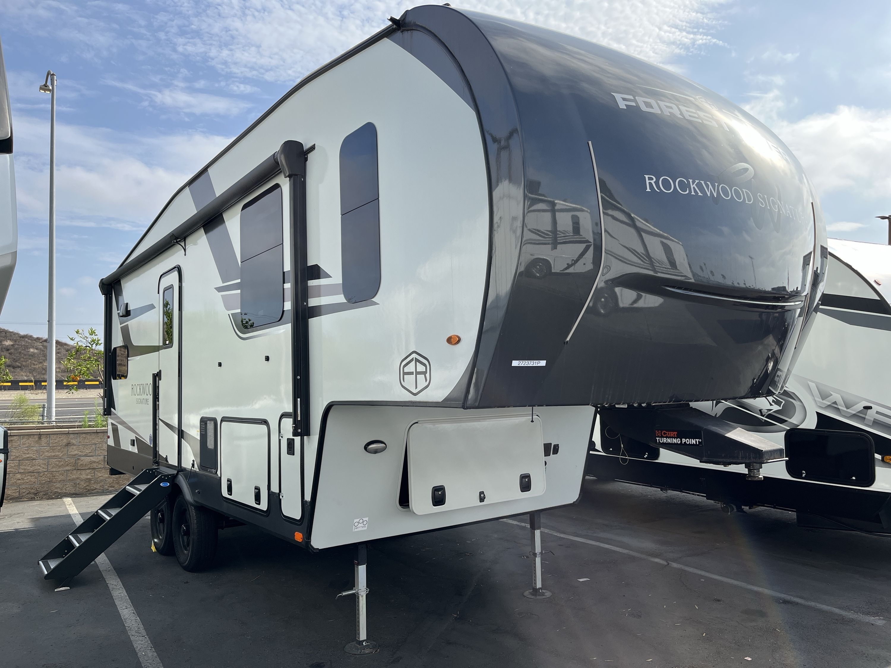 2025 Forest River ROCKWOOD SIGNATURE 281RK in san diego CA