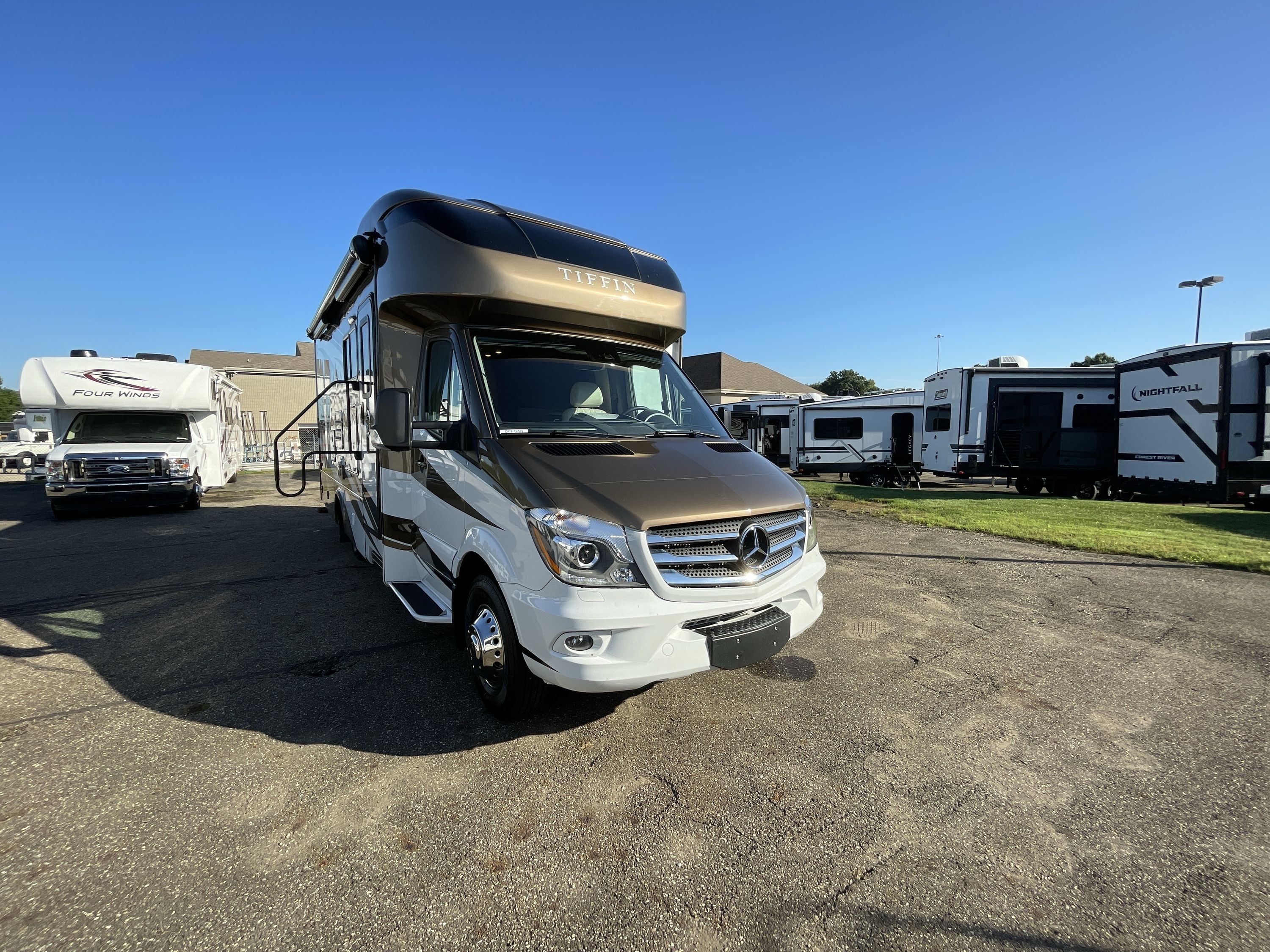 2018 Tiffin WAYFARER 24FW in akron OH