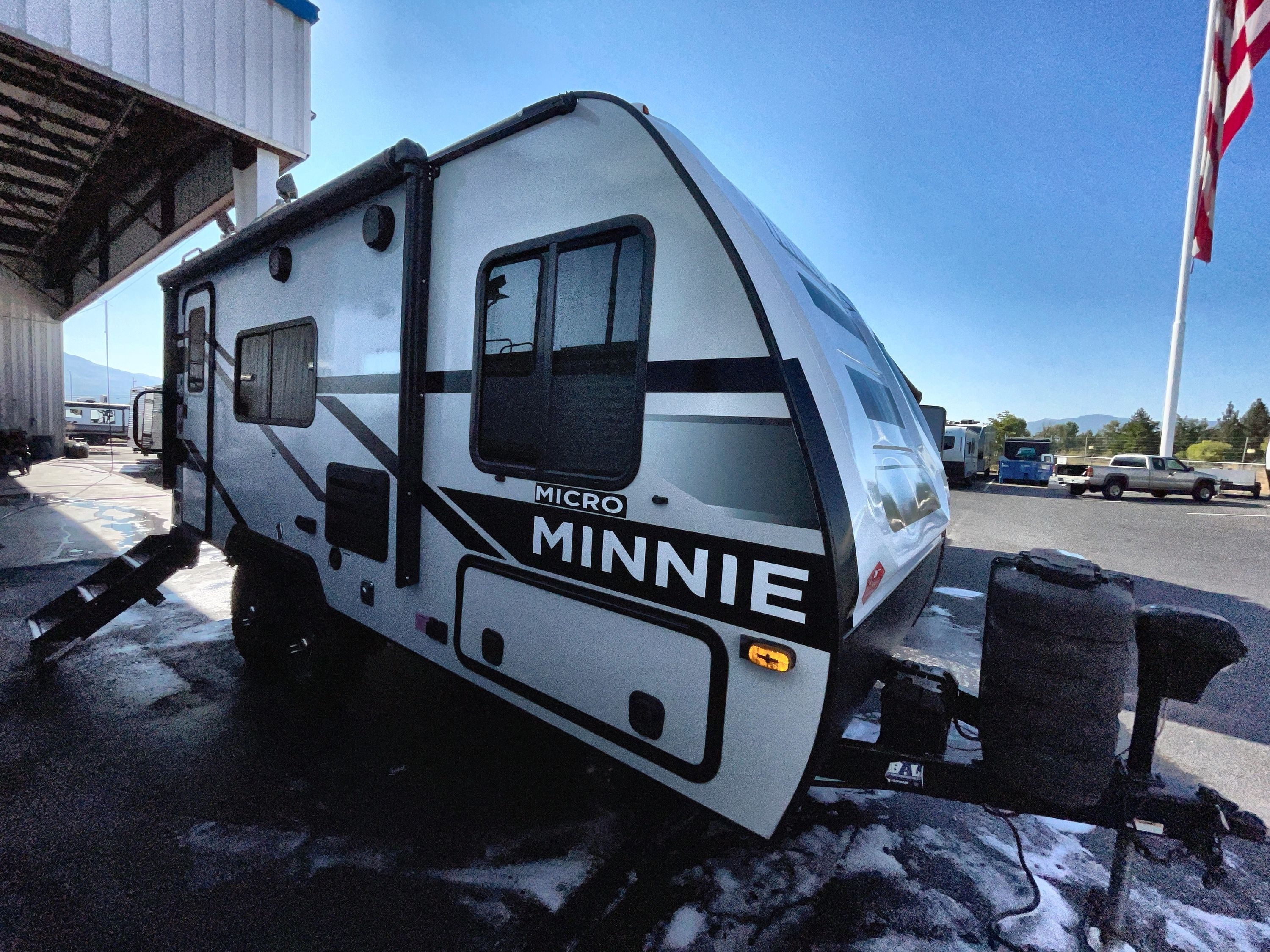 2024 Winnebago MICRO MINNIE 1821FB RV