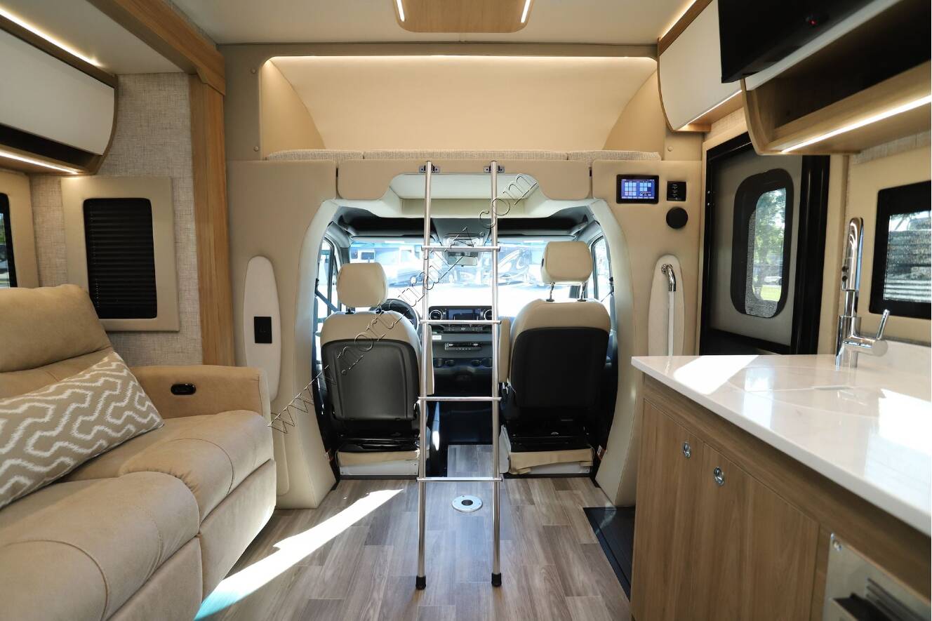 A photo of this 2026 Tiffin Motor Homes Wayfarer 25XLW