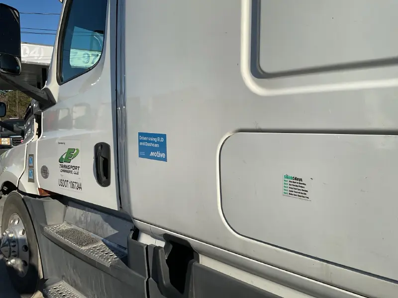 2020 FREIGHTLINER CASCADIA 126