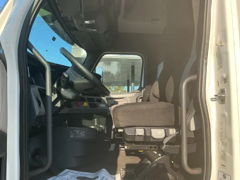 2020 FREIGHTLINER CASCADIA 126