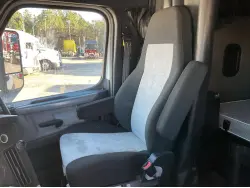 2020 FREIGHTLINER CASCADIA 126