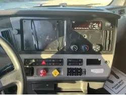 2020 FREIGHTLINER CASCADIA 126