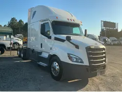 2020 FREIGHTLINER CASCADIA 126