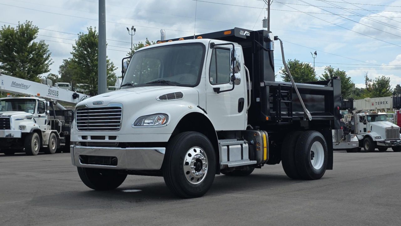 2019 FREIGHTLINER BUSINESS CLASS M2 106 in Decatur, GA