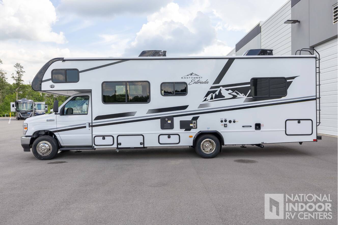 A photo of this 2027 East To West Entrada 2700NS