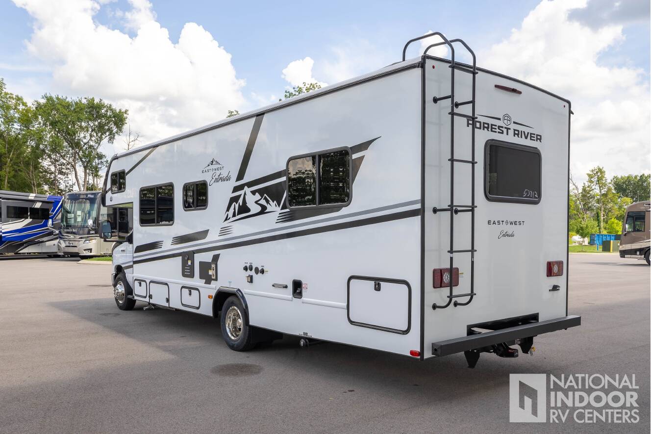 A photo of this 2027 East To West Entrada 2700NS