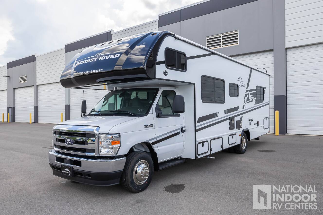 A photo of this 2027 East To West Entrada 2700NS