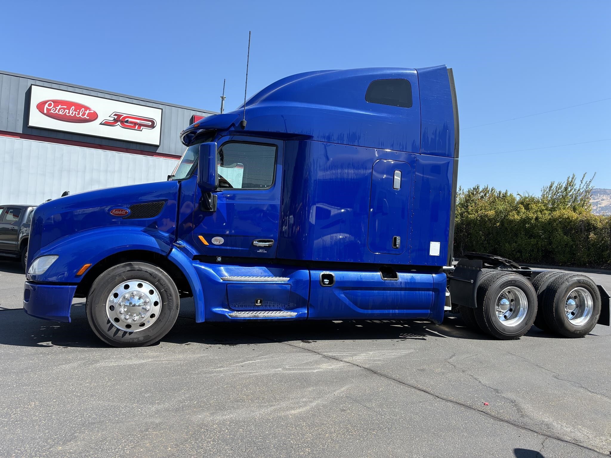 2022 PETERBILT 579 in Medford, OR