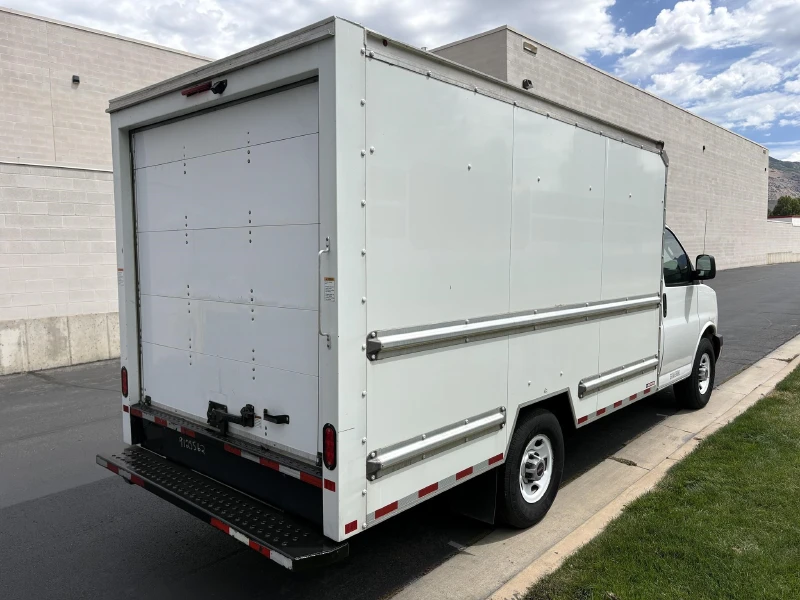 2021 GMC SAVANA
