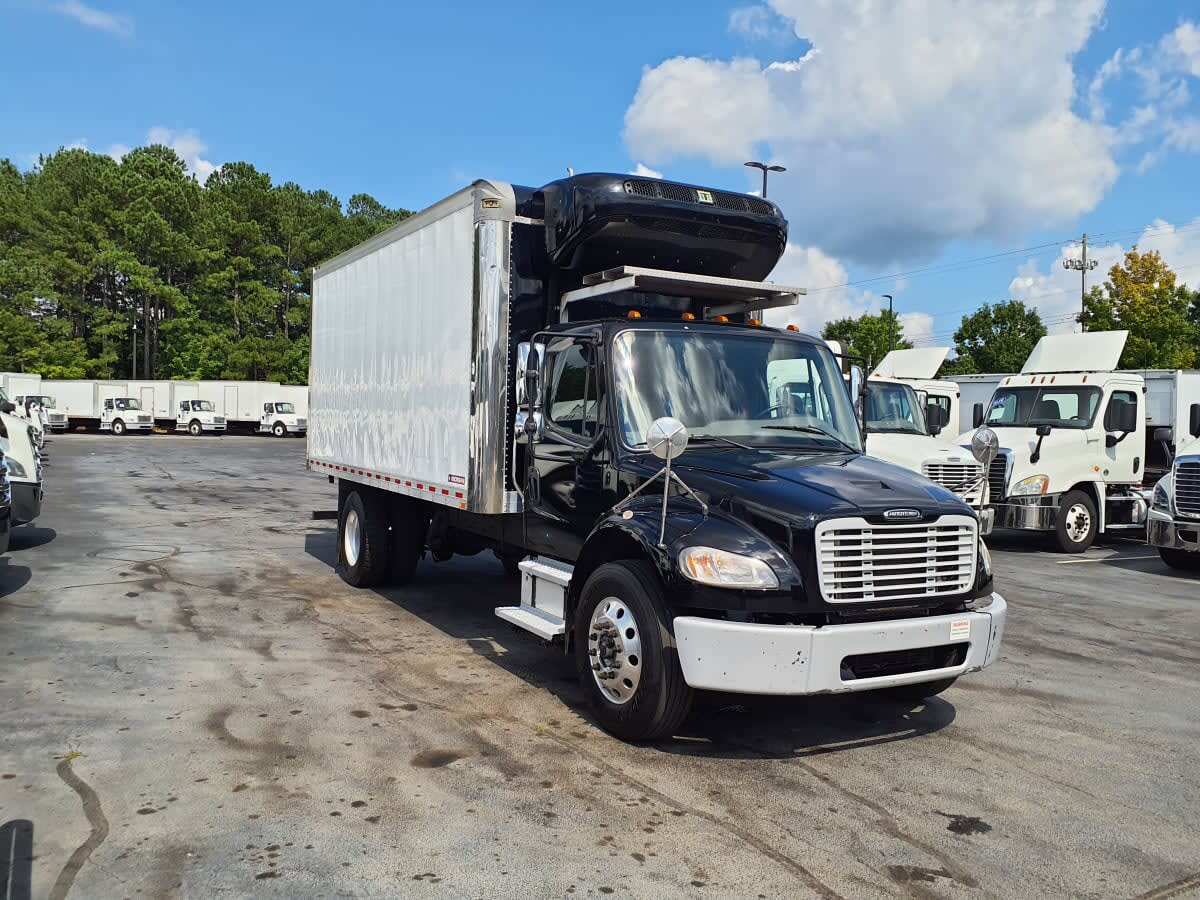 2022 FREIGHTLINER BUSINESS CLASS M2 106 in Atlanta, GA