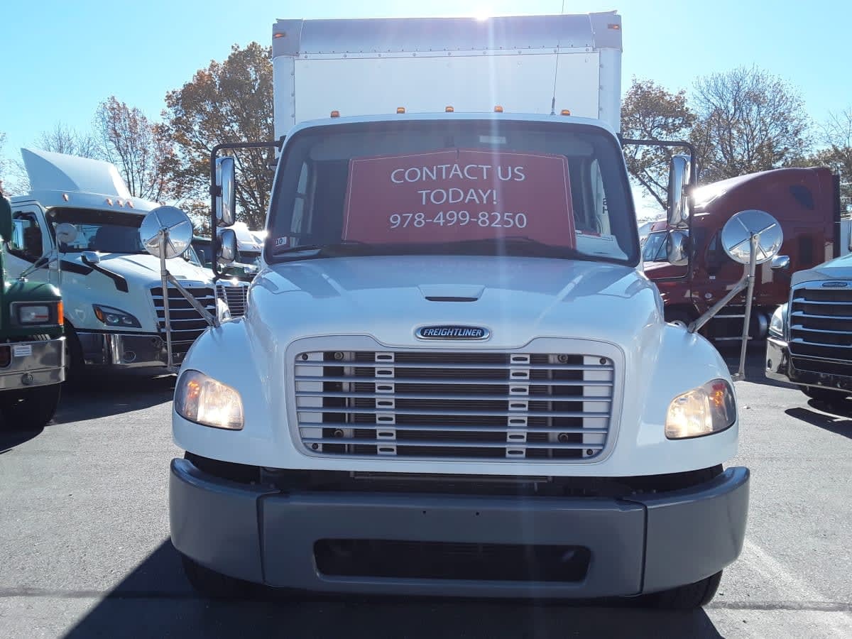 2019 FREIGHTLINER BUSINESS CLASS M2 106 in Salisbury, MA