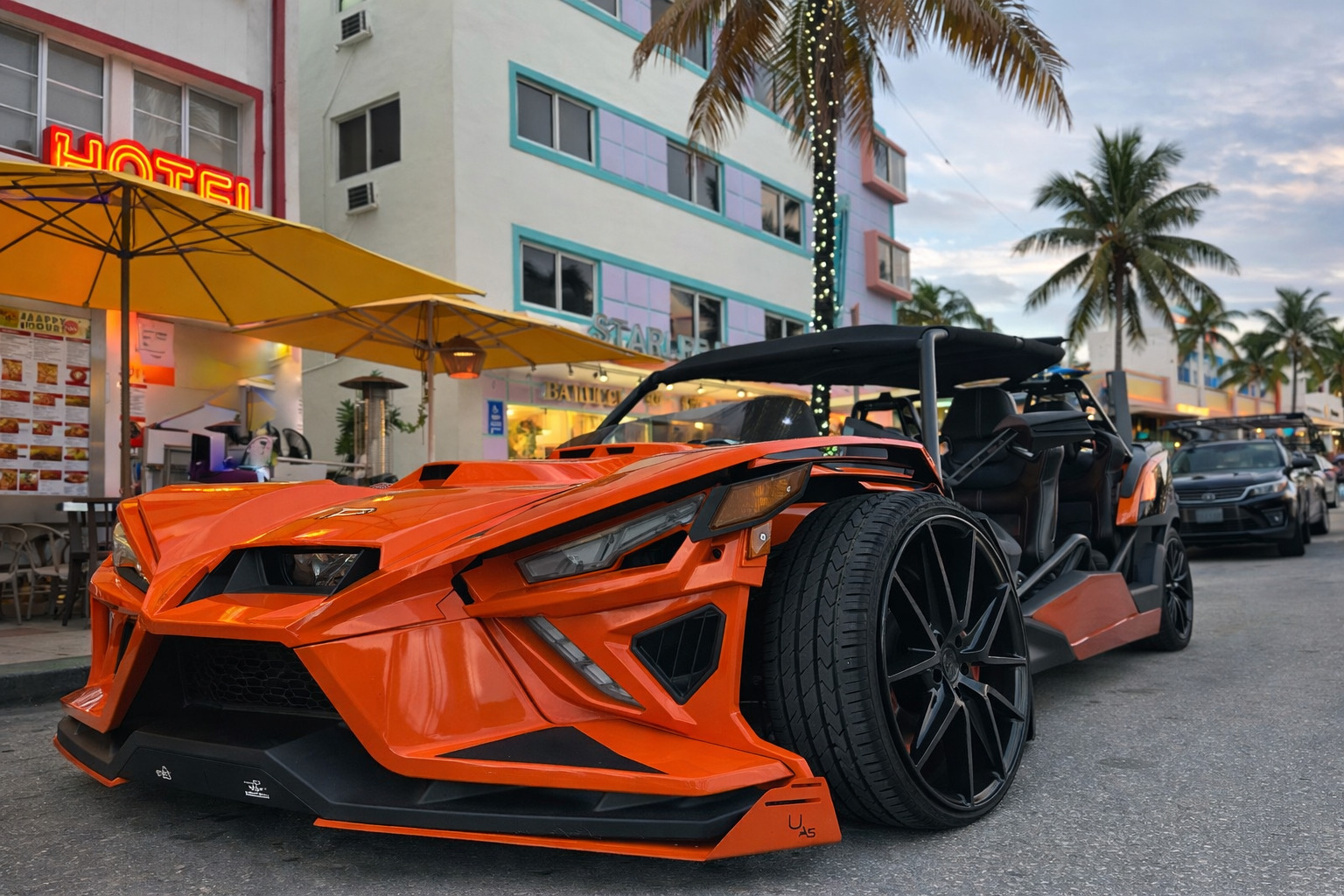 2022 Polaris SLINGSHOT R R in North Bay Village, FL