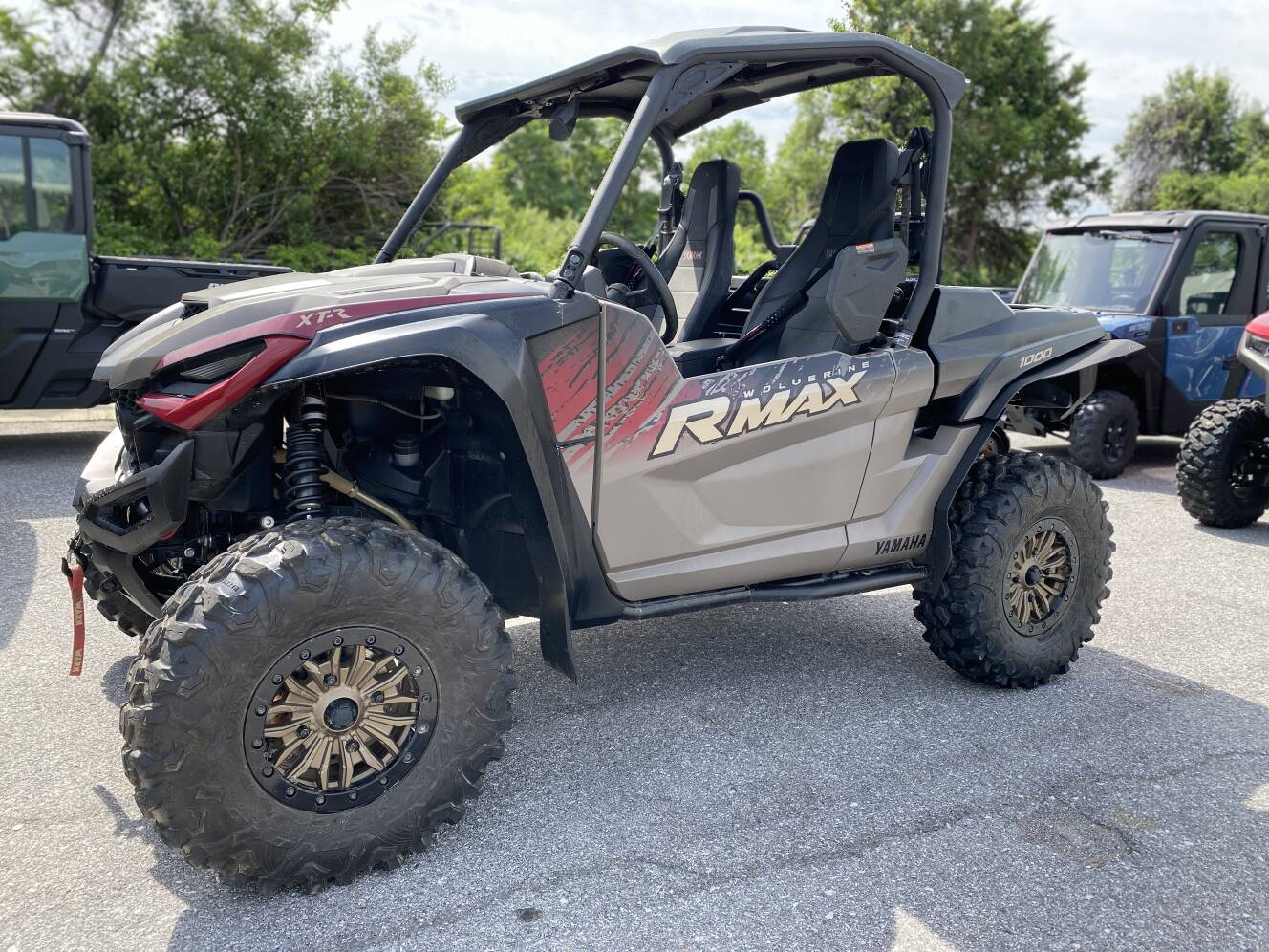 A photo of this 2024 Yamaha Wolverine RMAX2 LE