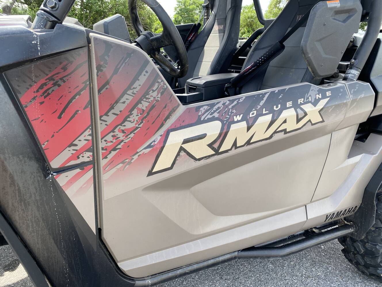 A photo of this 2024 Yamaha Wolverine RMAX2 LE