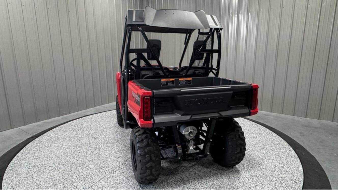 A photo of this 2026 Honda Pioneer 520