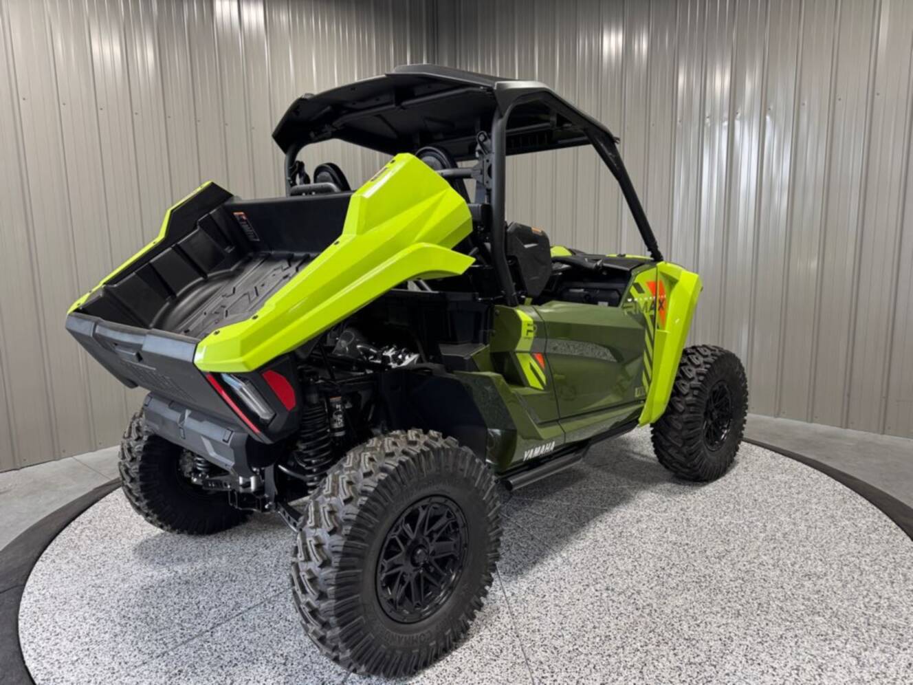 A photo of this 2026 Yamaha Wolverine RMAX2 1000 R-Spec