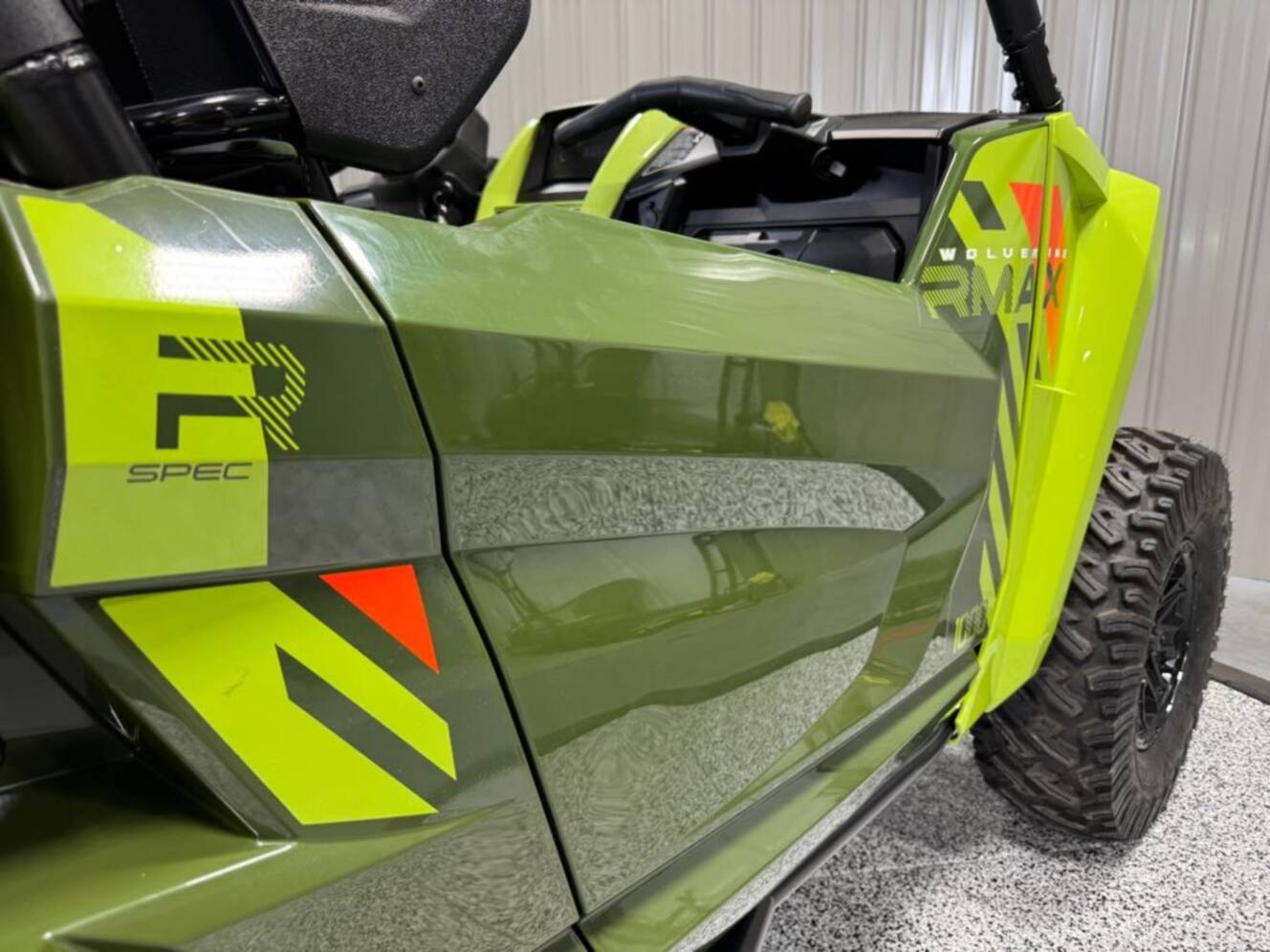 A photo of this 2026 Yamaha Wolverine RMAX2 1000 R-Spec