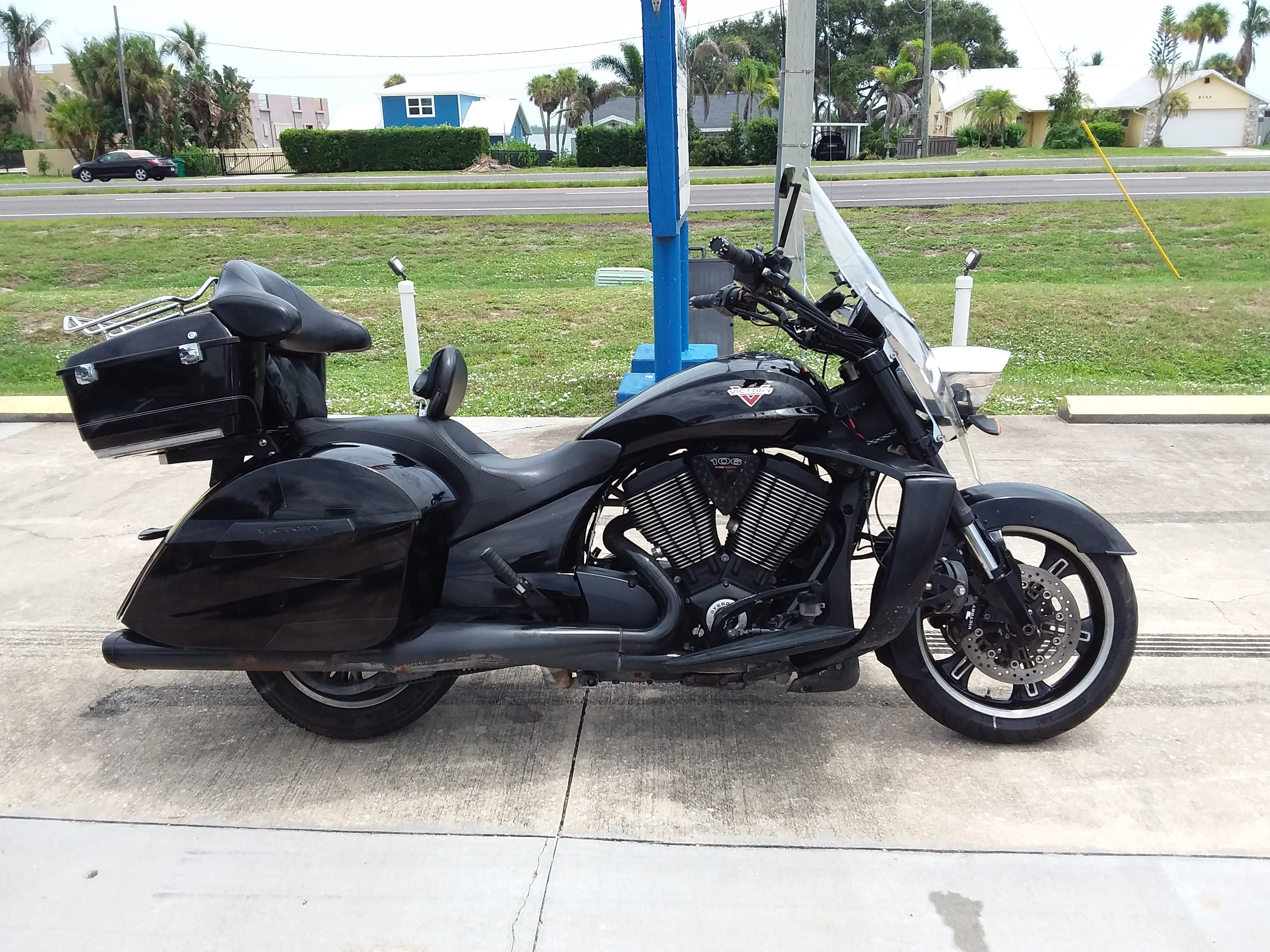 2014 Victory CROSS ROADS 8 BALL 8 BALL in Sebastian, FL