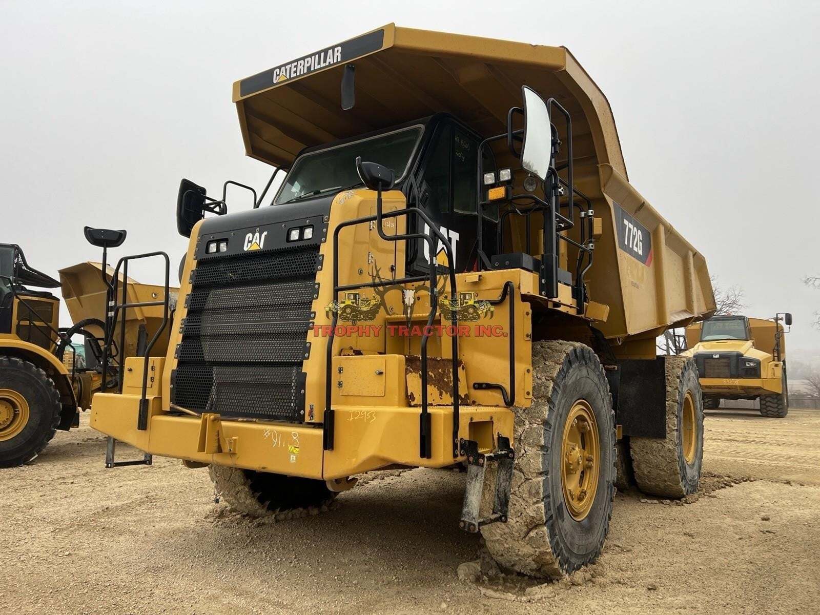 2017 CATERPILLAR 772G in Burleson, TX