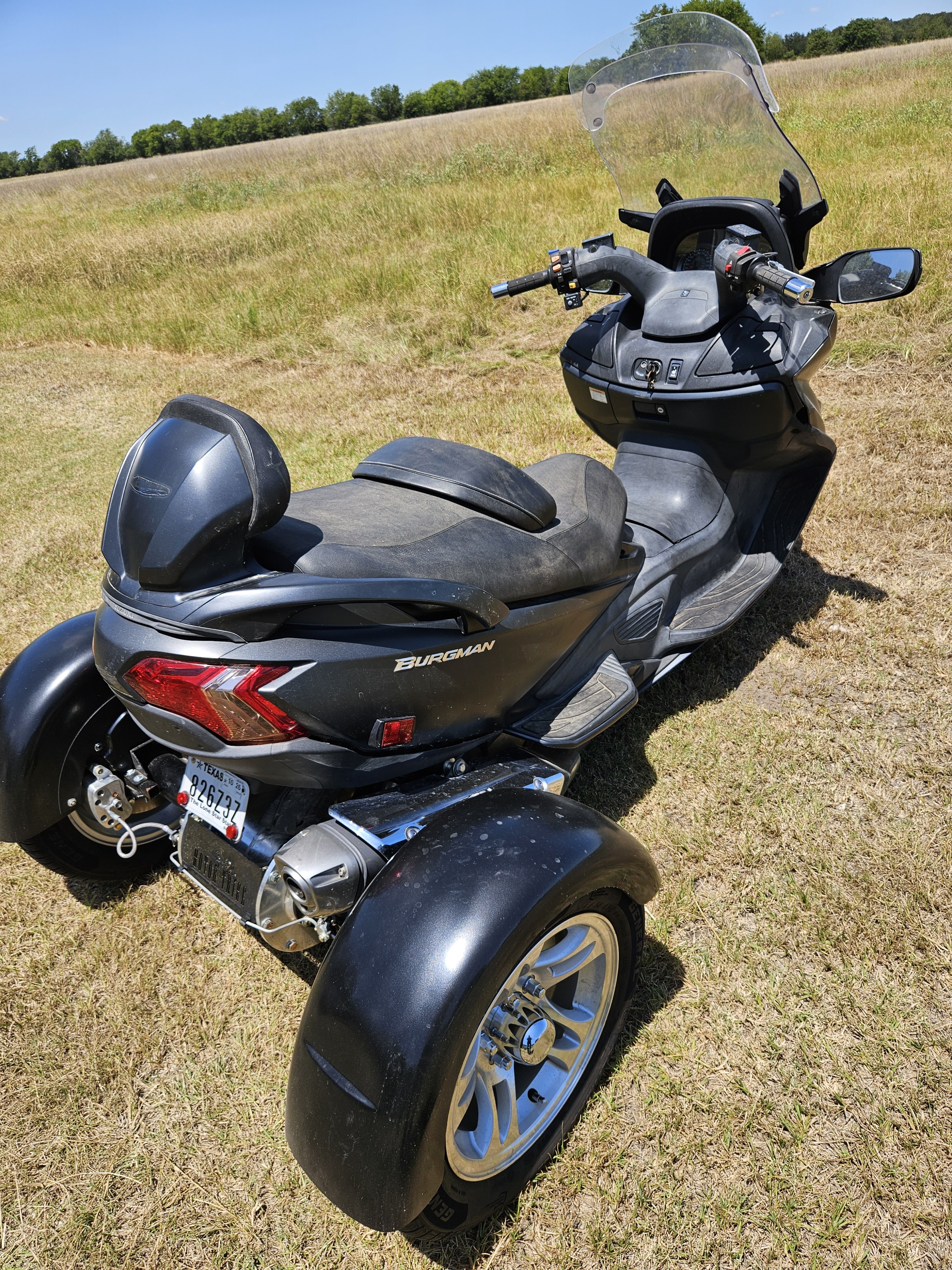 2016 Suzuki BURGMAN 650 ABS EXECUTIVE 650 ABS EXECUTIVE in Point, TX