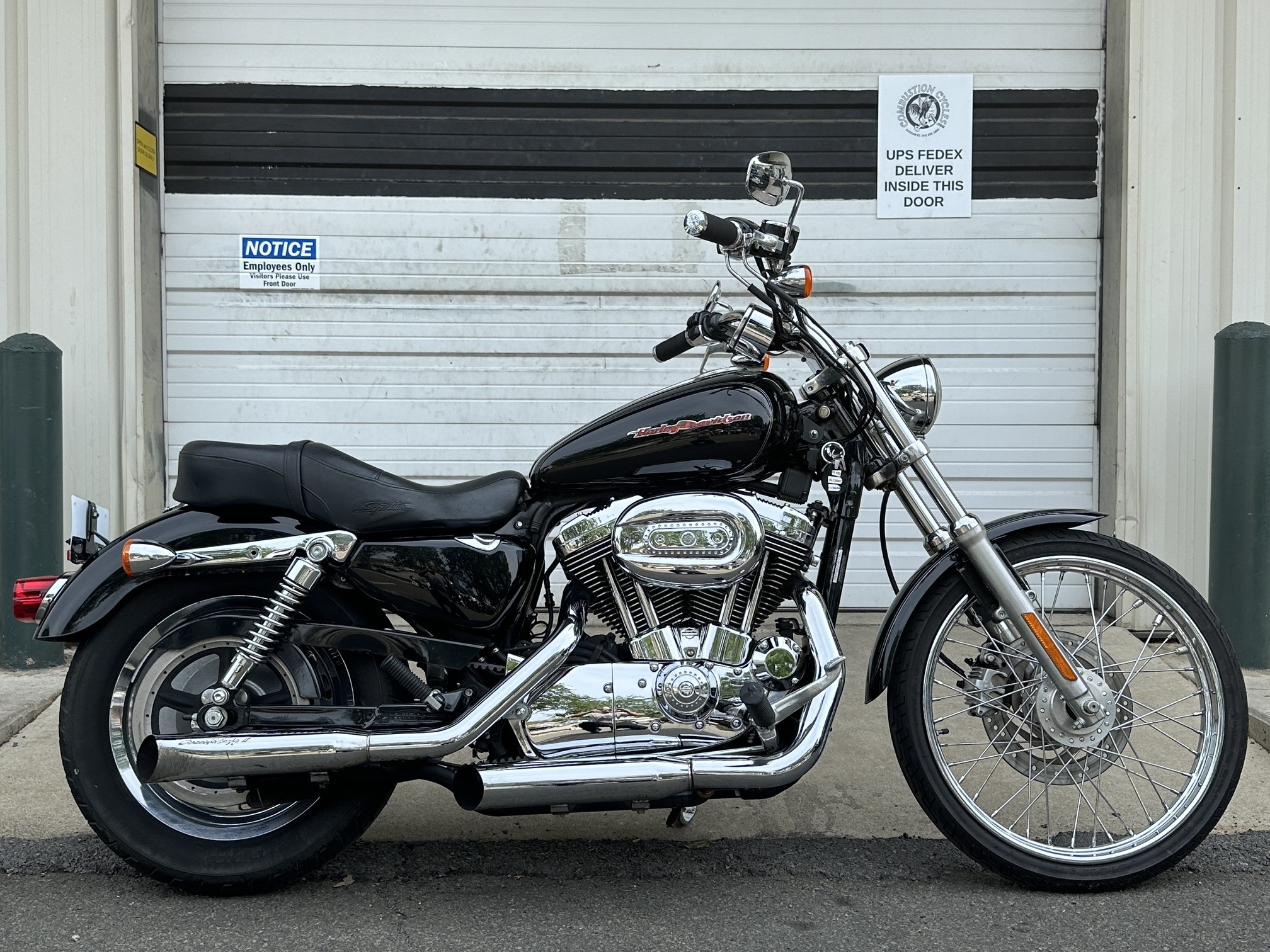 2005 Harley-Davidson SPORTSTER XL1200C CUSTOM XL1200C in Durham, NC