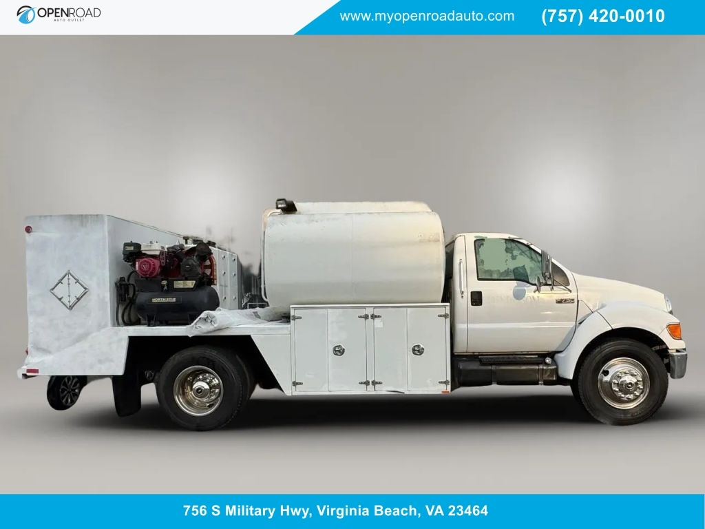 2006 FORD F750 in Virginia Beach, VA