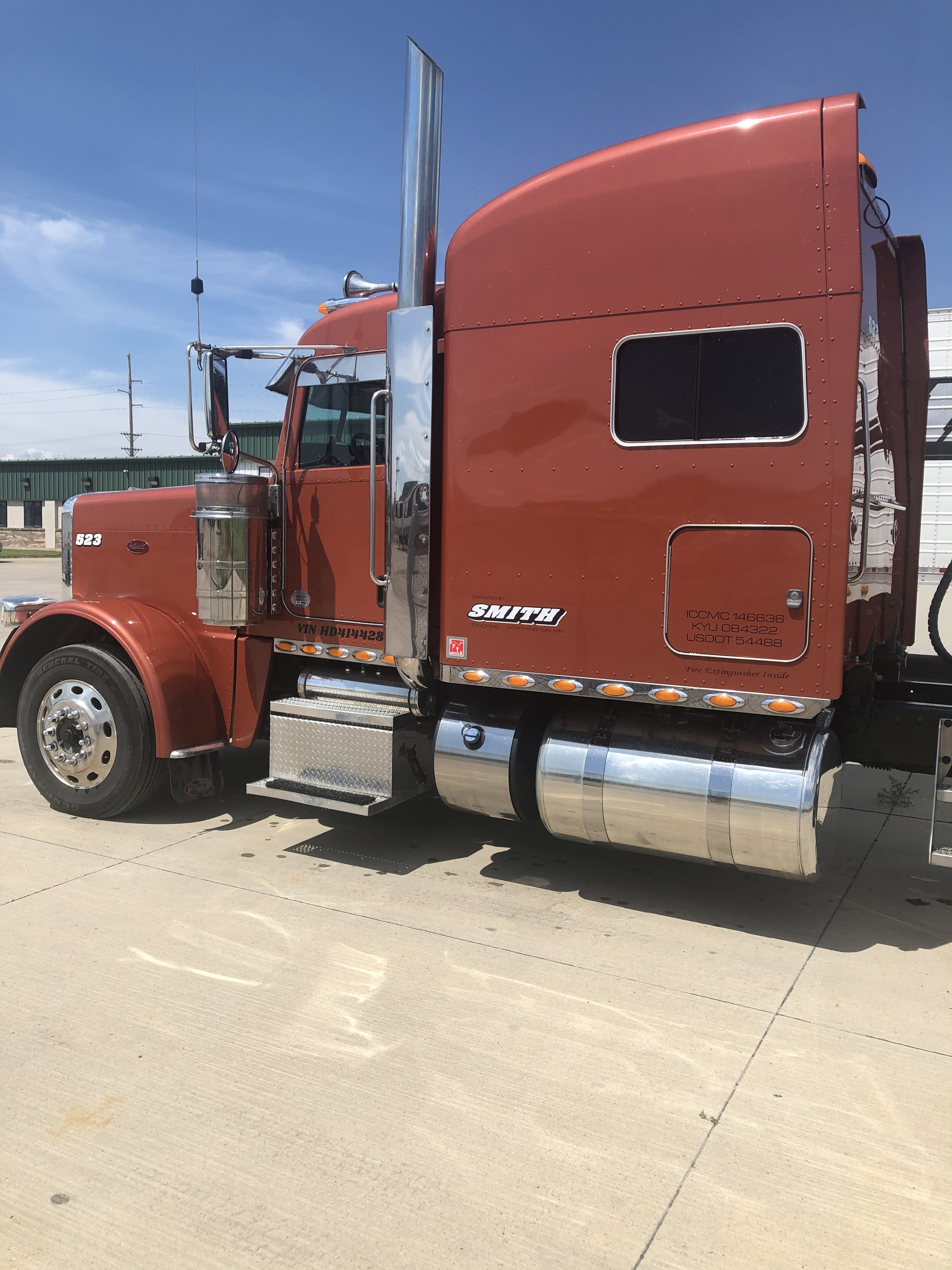 2017 PETERBILT 389 in Blackhawk, SD