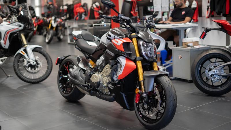2026 Ducati DIAVEL V4 RS V4 in Portland, OR