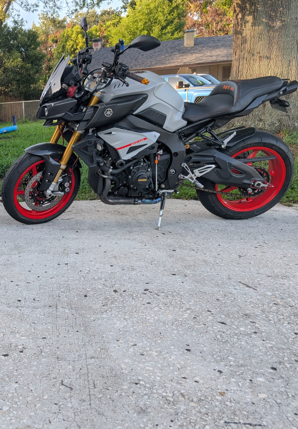 2019 Yamaha MT 10 in valrico FL