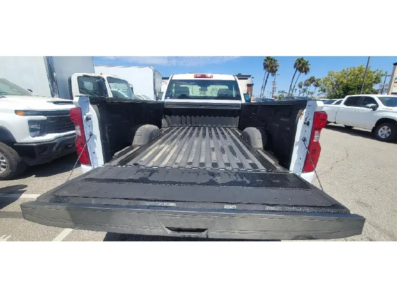 2025 CHEVROLET SILVERADO