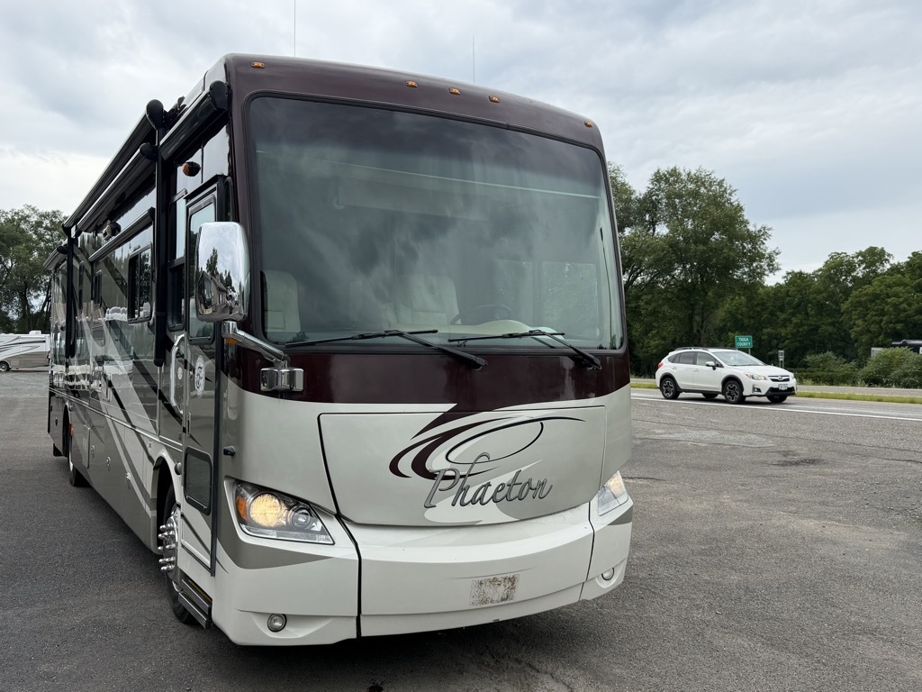 2011 Tiffin Motorhomes PHAETON 40 QKH in vestal NY