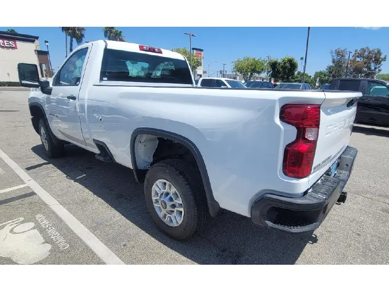 2025 CHEVROLET SILVERADO