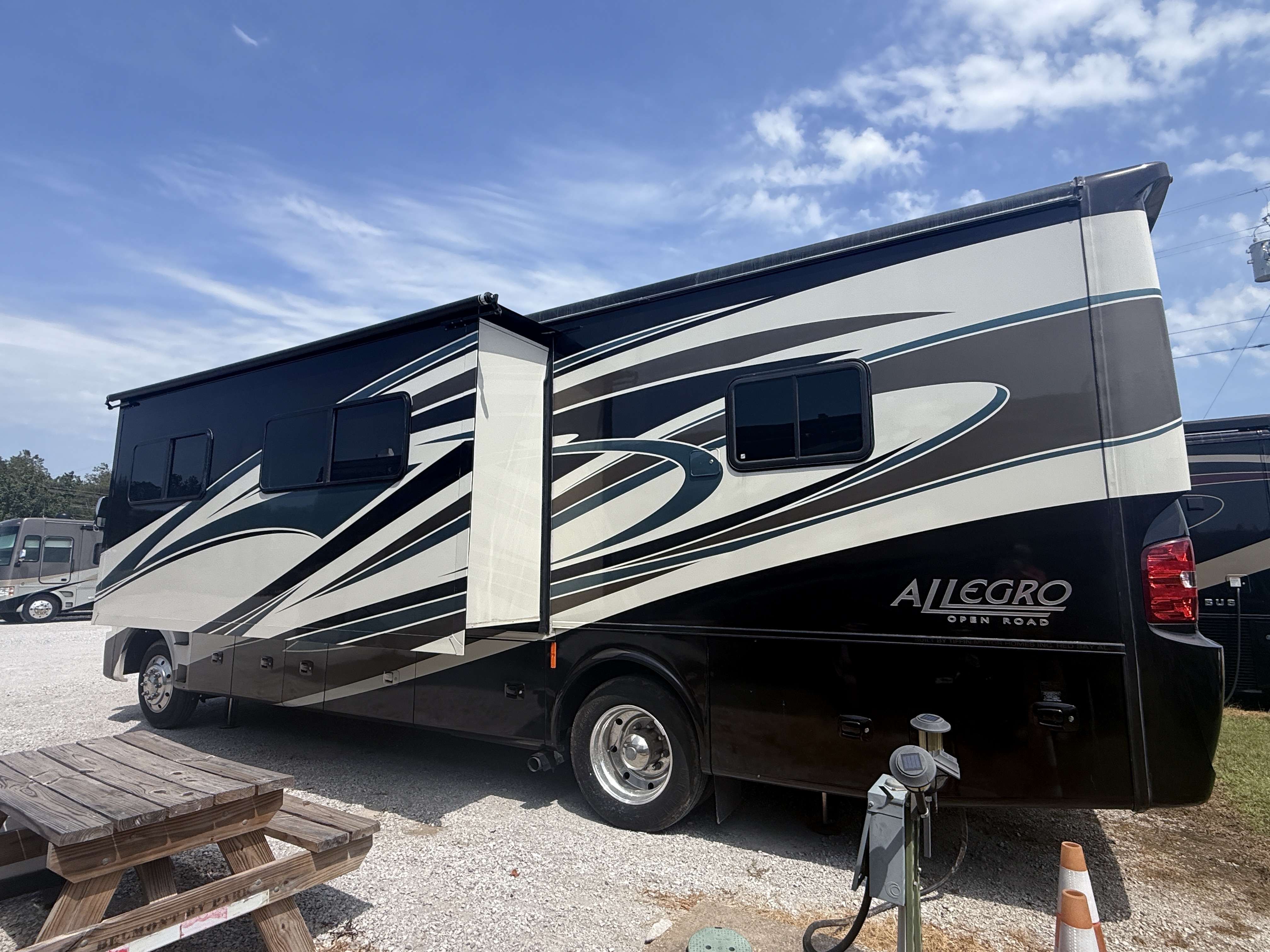 2014 Tiffin Motorhomes ALLEGRO OPEN ROAD 31SA in belmont MS