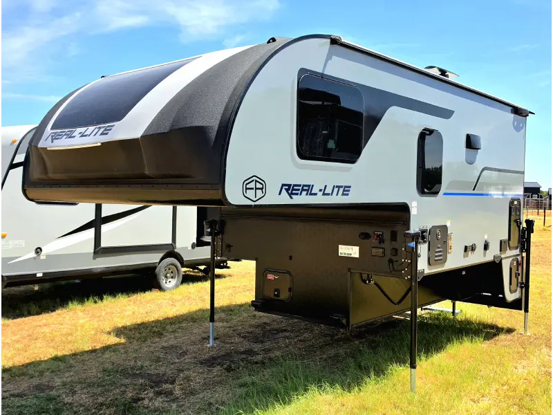 2026 Forest River Palomino Real Lite HS-1914