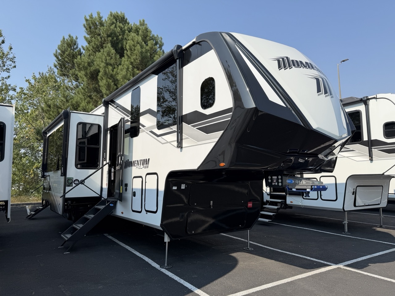 2026 Grand Design Momentum M-Class 395MS in mt. vernon WA
