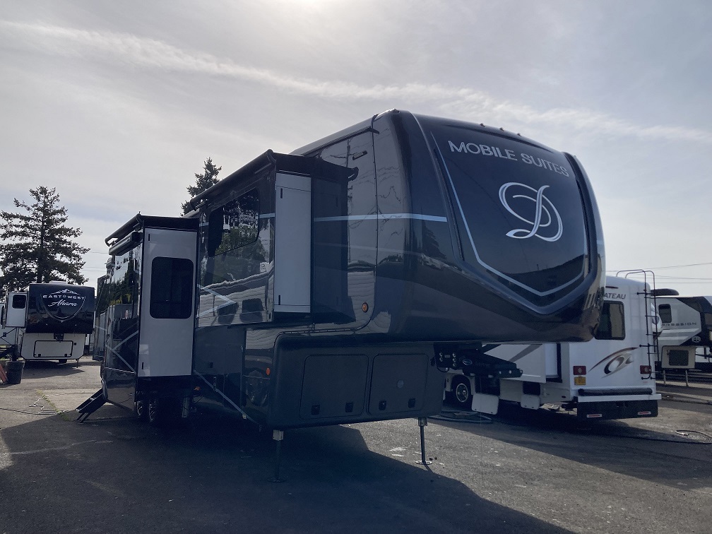 2025 DRV Mobile Suites MS 41FKRB in coburg OR