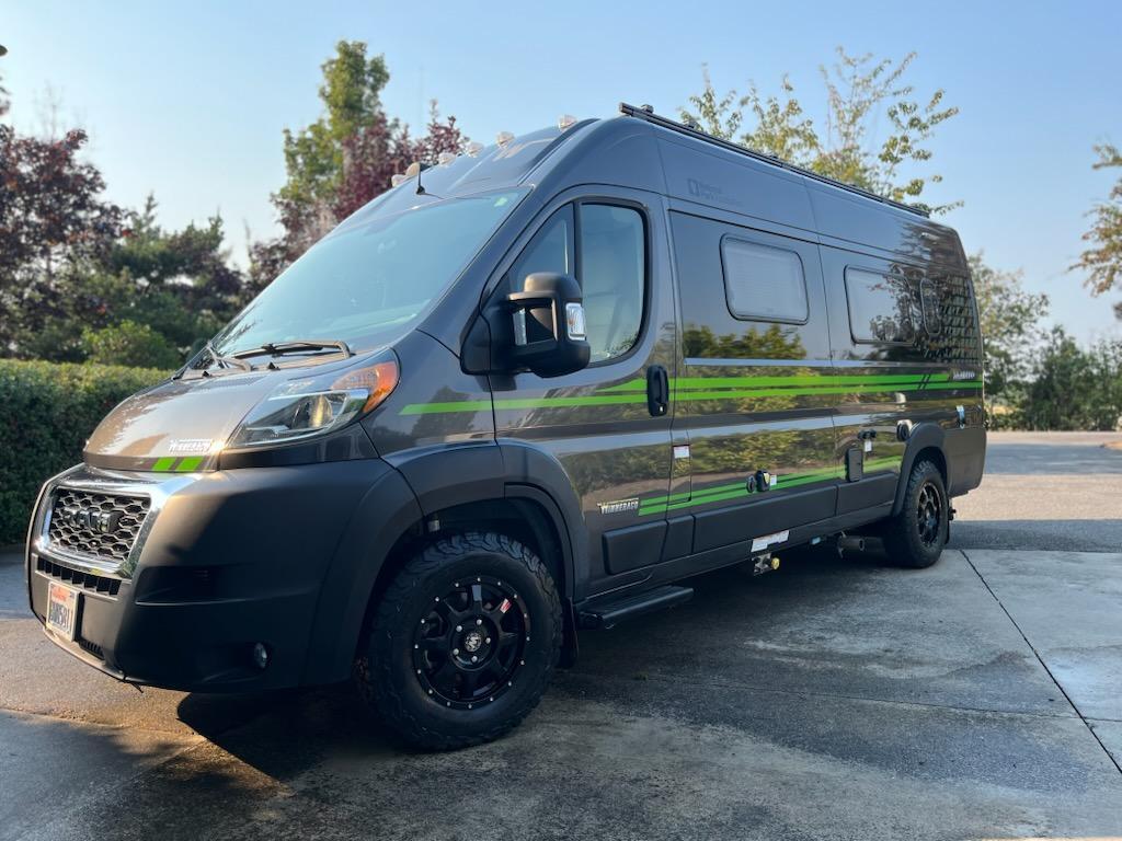 2020 Winnebago TRAVATO BU259K RV