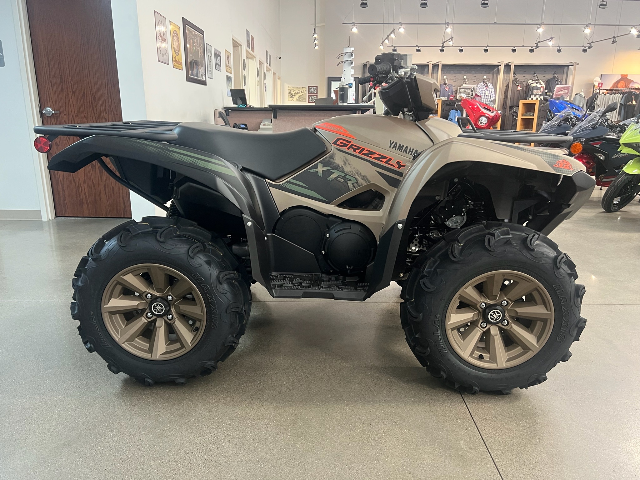 2027 Yamaha Grizzly EPS XT-R in bettendorf IA