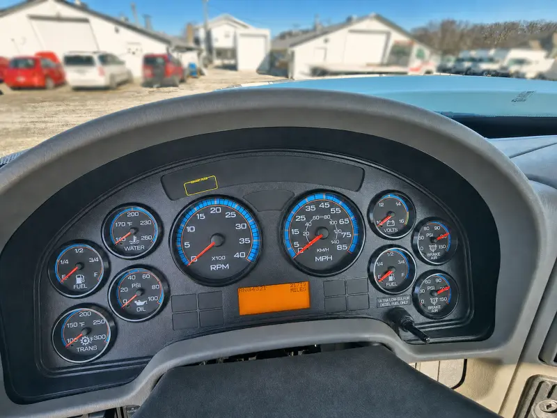 2019 INTERNATIONAL 7300 4X4 AWD CAB CHASSIS TRUCK