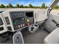 2019 INTERNATIONAL 7300 4X4 AWD CAB CHASSIS TRUCK