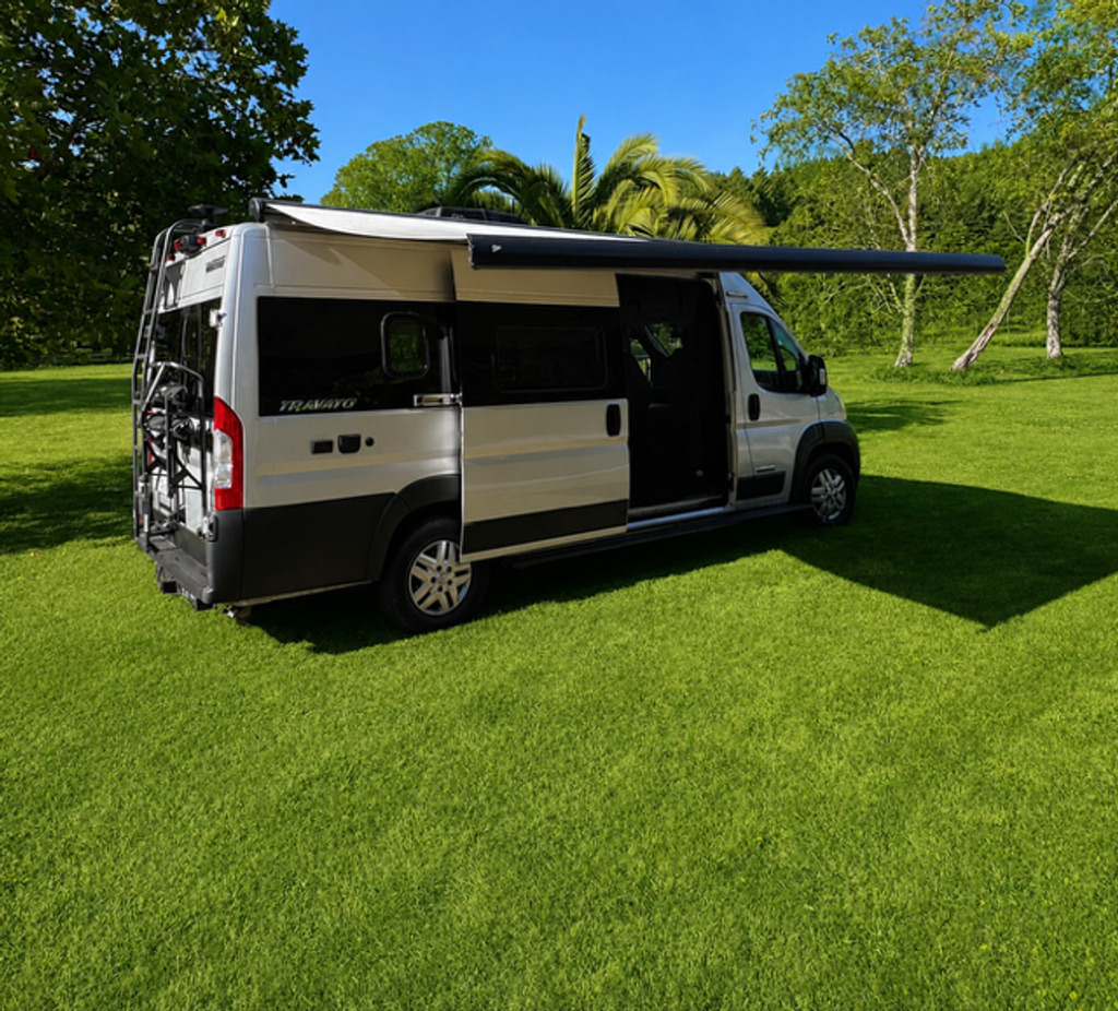 2022 Winnebago Travato 59K in bayside CA