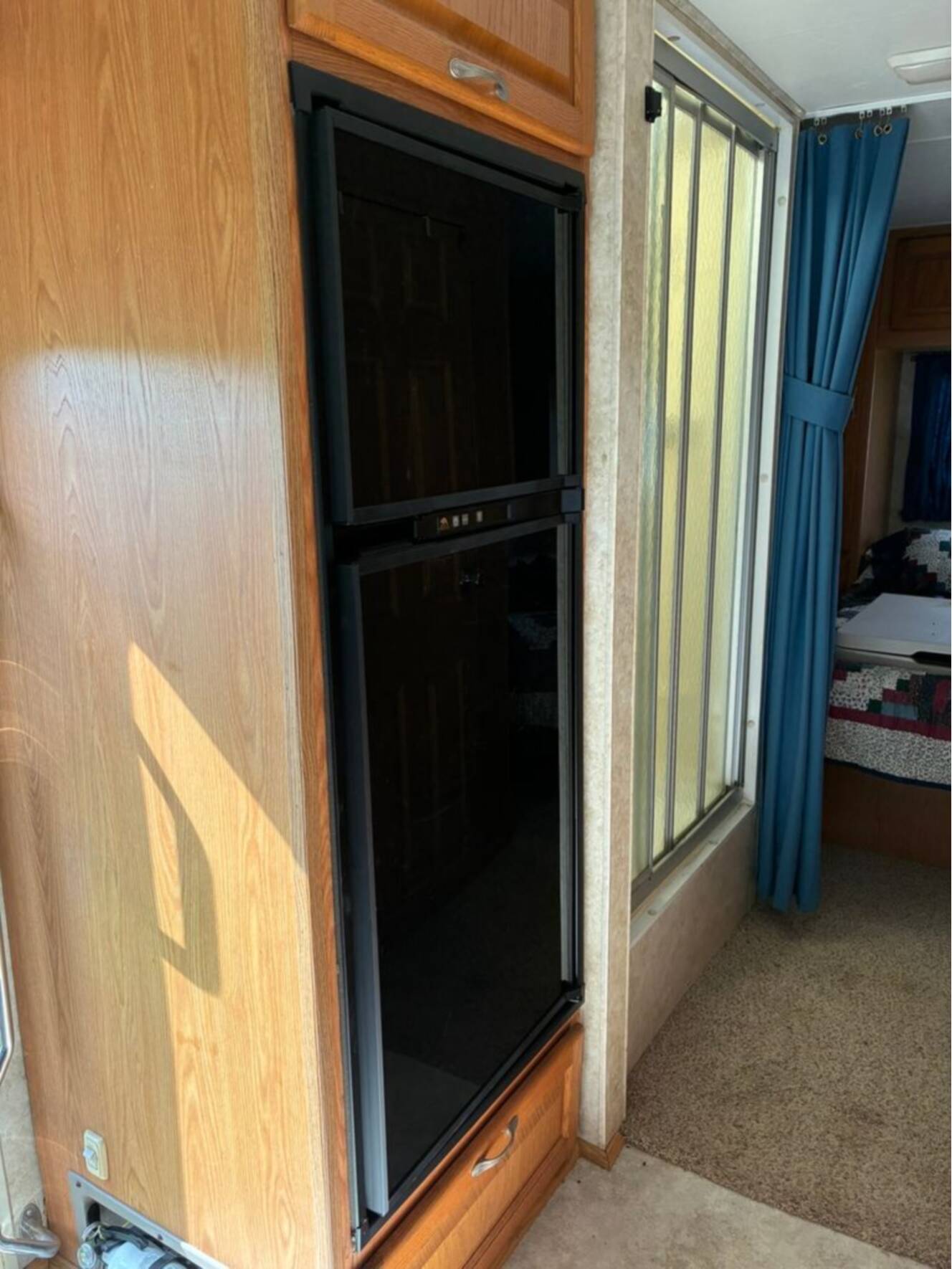 A photo of this 2006 Four Winds Majestic 28A