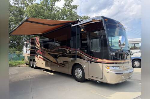 2009 Monaco CAMELOT 42PDQ in greenville SC