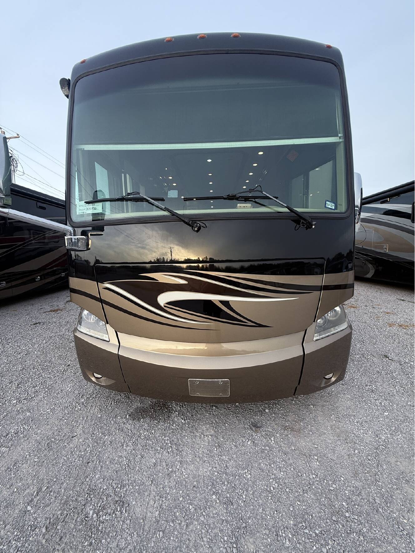 A photo of this 2013 Tiffin Motorhomes PHAETON 40 QBH