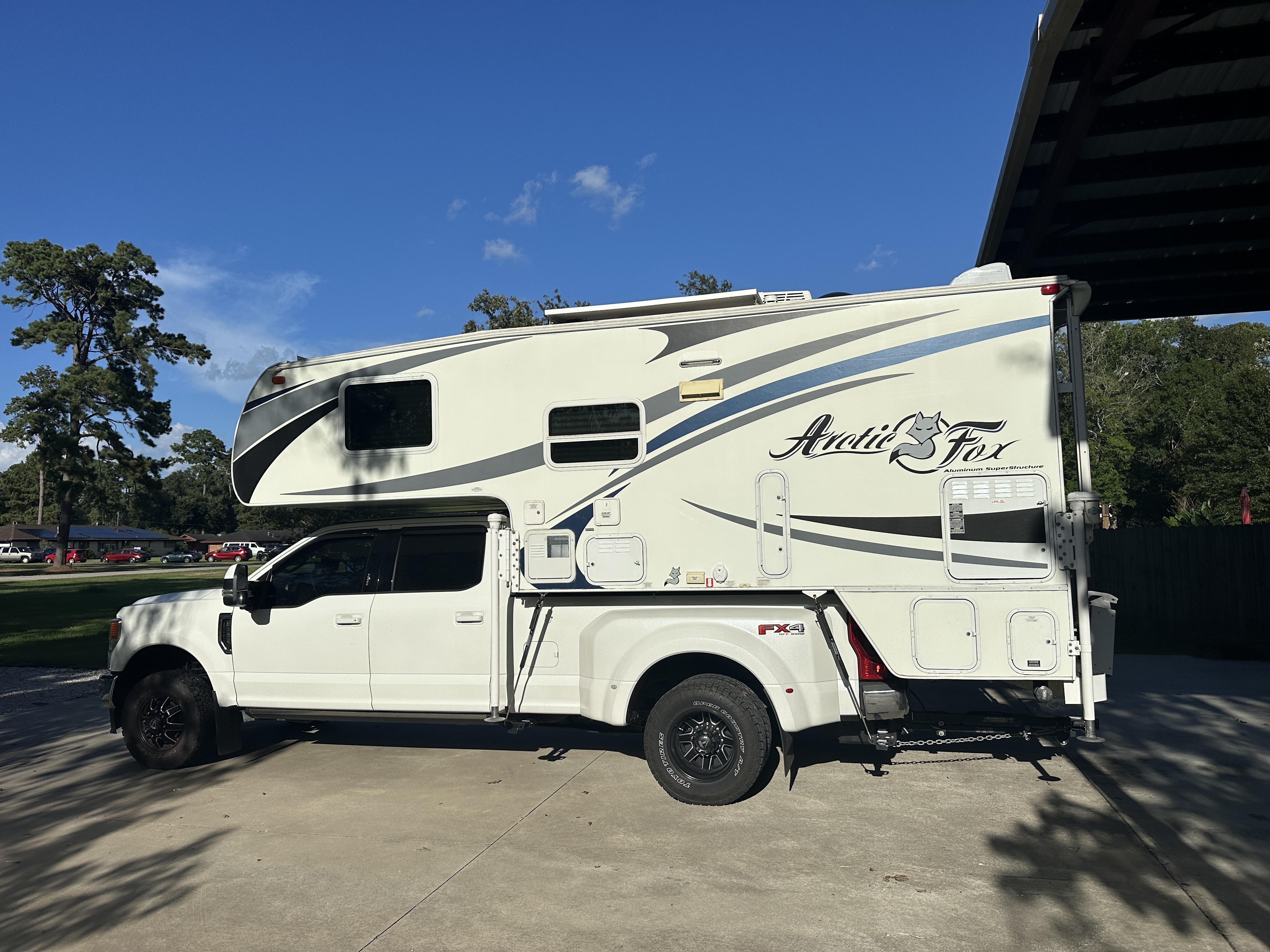 2016 Northwood Mfg ARCTIC FOX TRUCK CAMPER 1150 RV